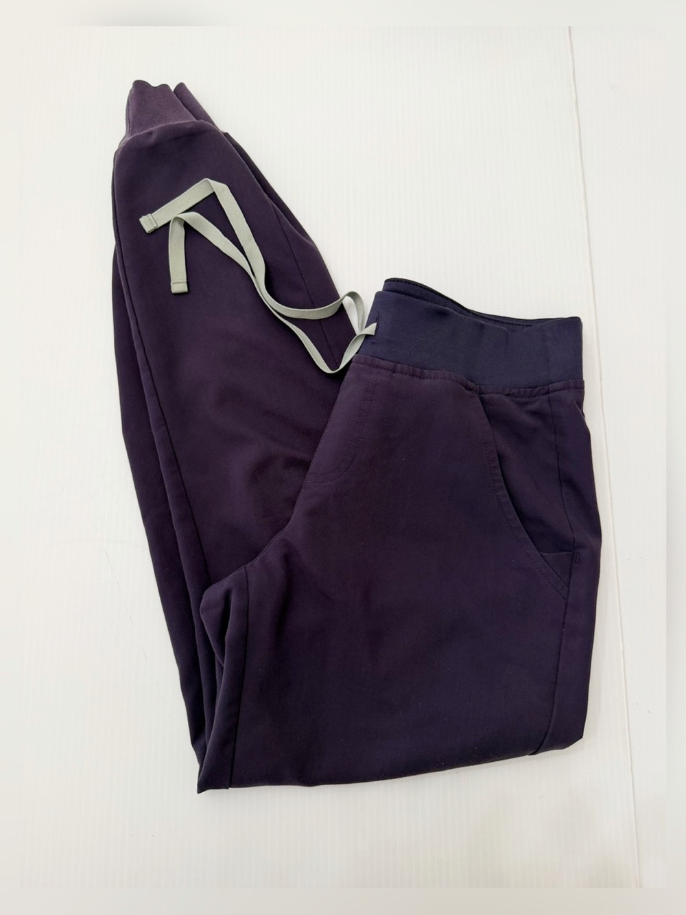 Figs Purple Shadow Zamora Scrub Pants Size XS